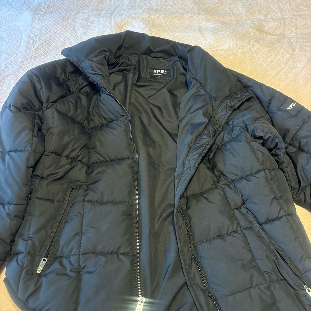 Black Women's Puffer Jacket